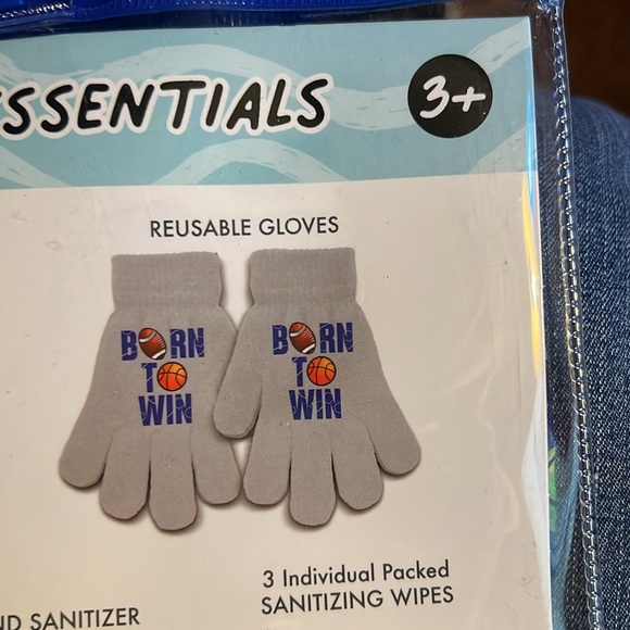 KIDS. ESSENTIALS.  BOY - Picture 5 of 6